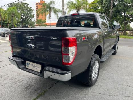 FORD Ranger 3.2 20V XLT 4X4 CABINE DUPLA TURBO DIESEL, Foto 6