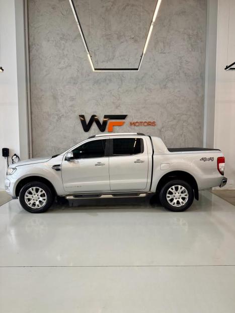 FORD Ranger 3.2 20V CABINE DUPLA 4X4 LIMITED TURBO DIESEL AUTOM�TICO, Foto 4