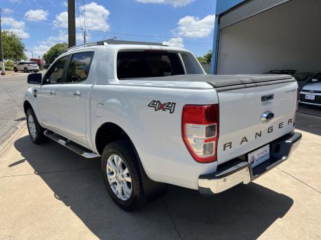 FORD Ranger 3.2 20V CABINE DUPLA 4X4 LIMITED TURBO DIESEL AUTOM�TICO, Foto 2