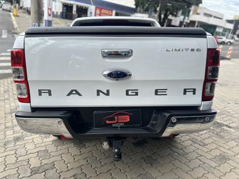 FORD Ranger 3.2 20V CABINE DUPLA 4X4 LIMITED PLUS TURBO DIESEL AUTOM�TICO, Foto 4
