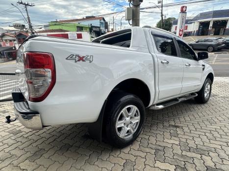 FORD Ranger 3.2 20V CABINE DUPLA 4X4 LIMITED PLUS TURBO DIESEL AUTOM�TICO, Foto 5