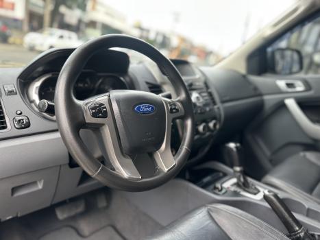 FORD Ranger 3.2 20V CABINE DUPLA 4X4 LIMITED PLUS TURBO DIESEL AUTOM�TICO, Foto 8