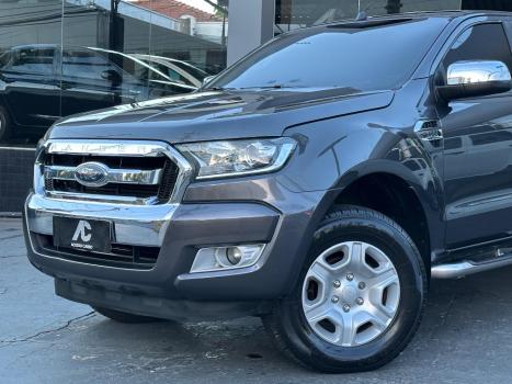 FORD Ranger 3.2 20V XLT 4X4 CABINE DUPLA TURBO DIESEL AUTOM�TICO, Foto 2