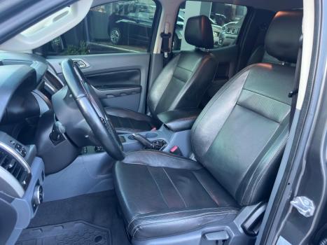 FORD Ranger 3.2 20V XLT 4X4 CABINE DUPLA TURBO DIESEL AUTOM�TICO, Foto 12