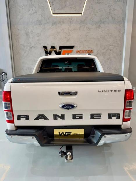 FORD Ranger 3.2 20V CABINE DUPLA 4X4 LIMITED TURBO DIESEL AUTOM�TICO, Foto 3