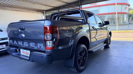 FORD Ranger 3.2 20V CABINE DUPLA 4X4 STORM TURBO DIESEL AUTOM�TICO, Foto 4