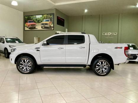 FORD Ranger 3.2 20V CABINE DUPLA 4X4 LIMITED TURBO DIESEL AUTOM�TICO, Foto 2