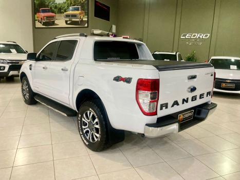 FORD Ranger 3.2 20V CABINE DUPLA 4X4 LIMITED TURBO DIESEL AUTOM�TICO, Foto 3