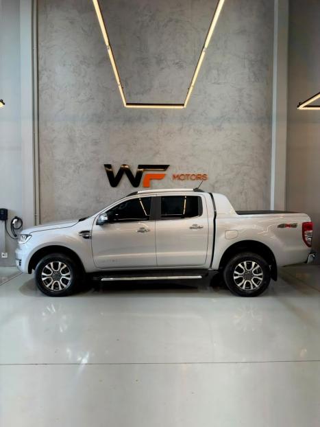 FORD Ranger 3.2 20V CABINE DUPLA 4X4 LIMITED TURBO DIESEL AUTOMÁTICO, Foto 4