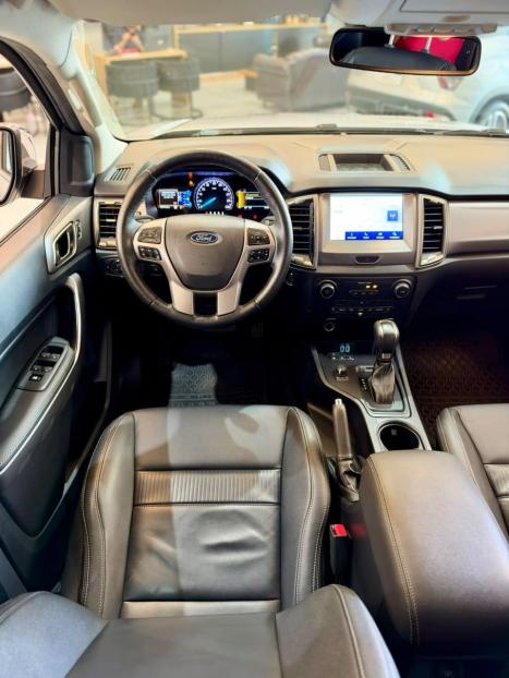 FORD Ranger 3.2 20V CABINE DUPLA 4X4 LIMITED TURBO DIESEL AUTOMÁTICO, Foto 8