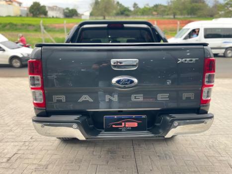 FORD Ranger 3.2 20V XLT 4X4 CABINE DUPLA TURBO DIESEL AUTOMÁTICO, Foto 5
