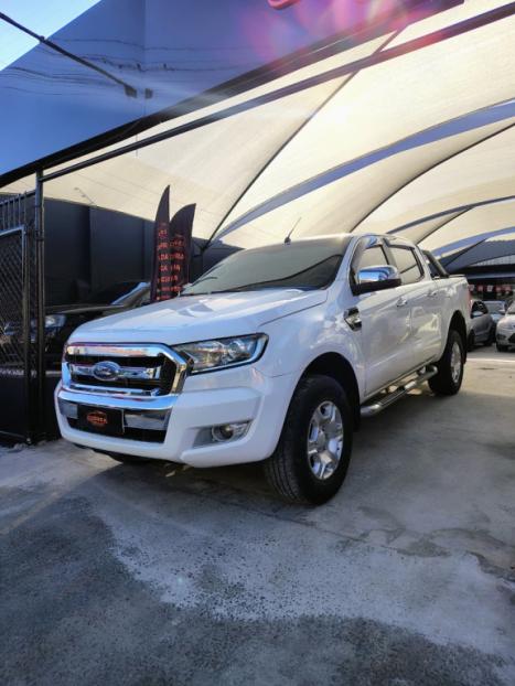 FORD Ranger 3.2 20V XLT 4X4 CABINE DUPLA TURBO DIESEL, Foto 3