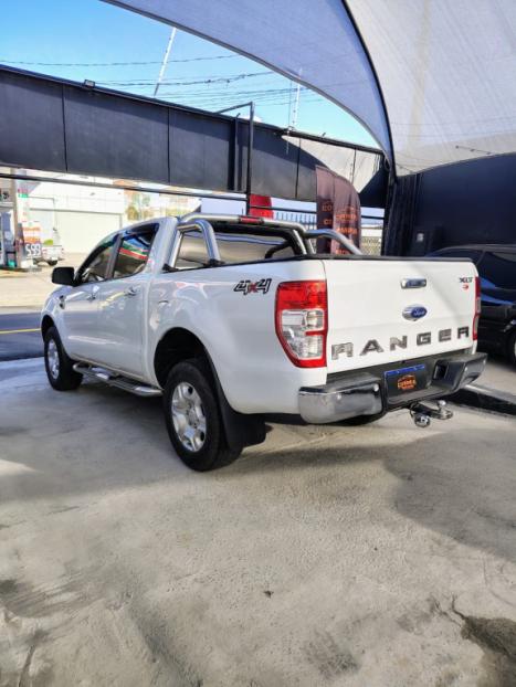 FORD Ranger 3.2 20V XLT 4X4 CABINE DUPLA TURBO DIESEL, Foto 4