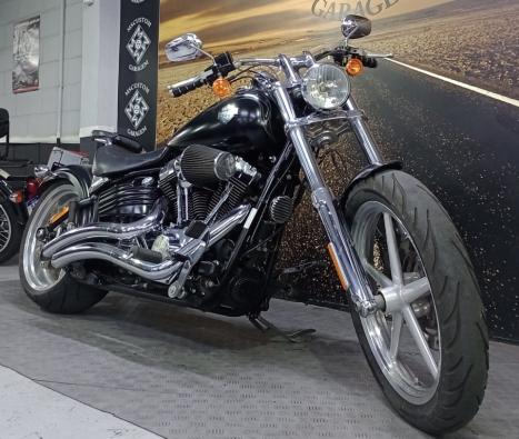 HARLEY DAVIDSON Rocker C 1600 SOFTAIL, Foto 2