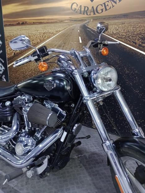 HARLEY DAVIDSON Rocker C 1600 SOFTAIL, Foto 9