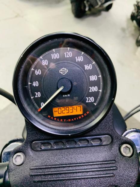 HARLEY DAVIDSON Sportster XL 883 IRON, Foto 3