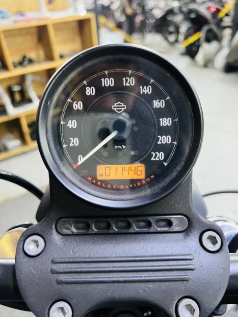 HARLEY DAVIDSON Sportster XL 883 IRON, Foto 2