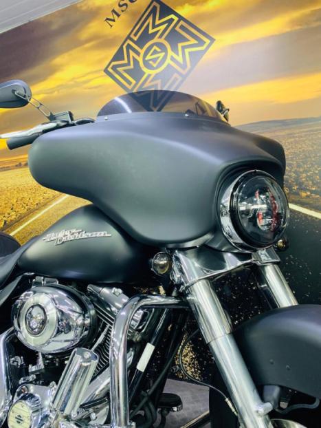 HARLEY DAVIDSON Street Glide FLHX 1700, Foto 8