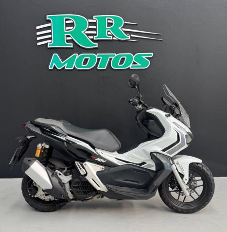 HONDA ADV 150 , Foto 1