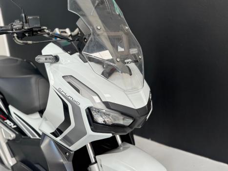 HONDA ADV 150 , Foto 6