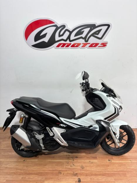 HONDA ADV 150 , Foto 1