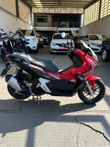 HONDA ADV 150 , Foto 3