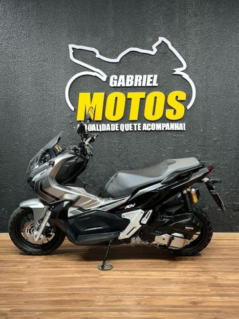 HONDA ADV 150 ABS, Foto 2