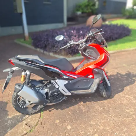 HONDA ADV 150 ABS, Foto 4 HONDA ADV 150 ABS, Foto 4