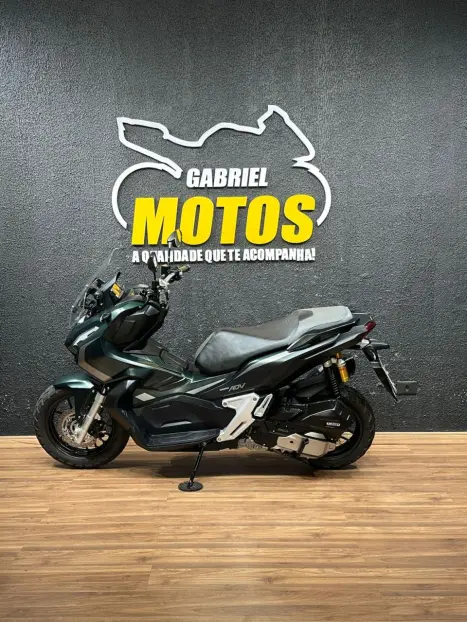 HONDA ADV 150 ABS, Foto 2