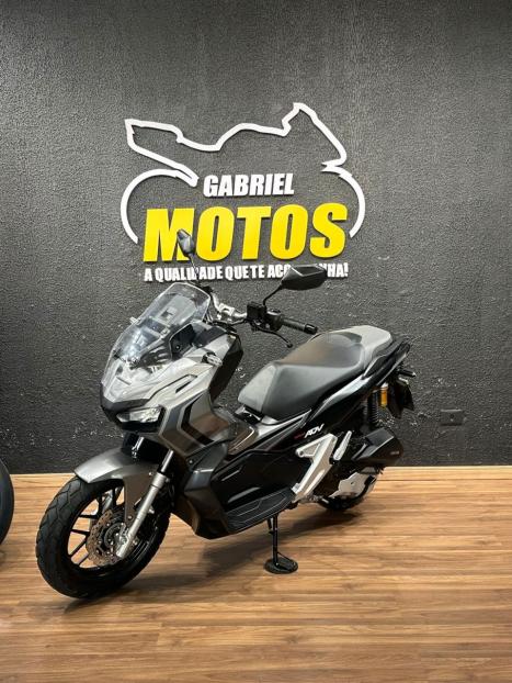 HONDA ADV 150 ABS, Foto 4