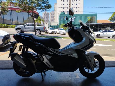 HONDA ADV 150 ABS, Foto 2