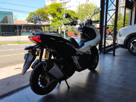 HONDA ADV 150 ABS, Foto 3