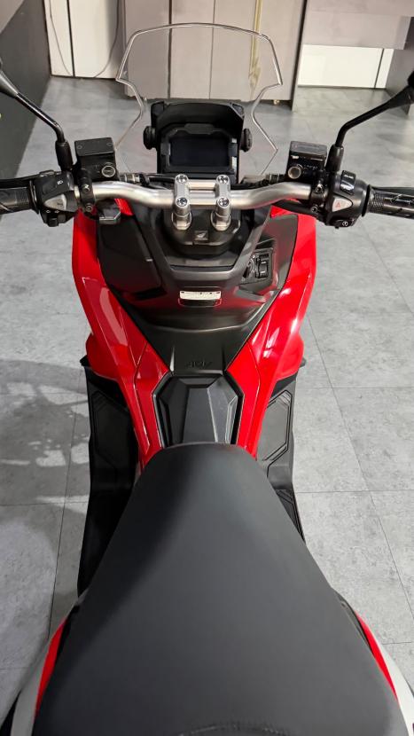 HONDA ADV 150 ABS, Foto 2