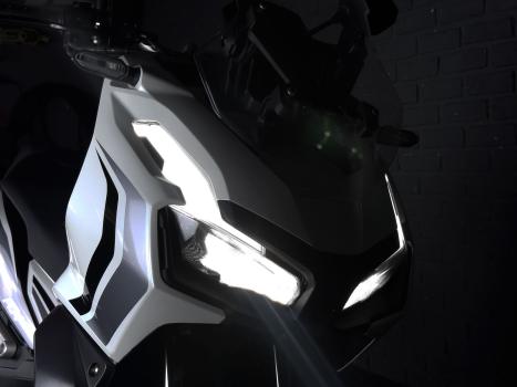 HONDA ADV 150 ABS, Foto 2