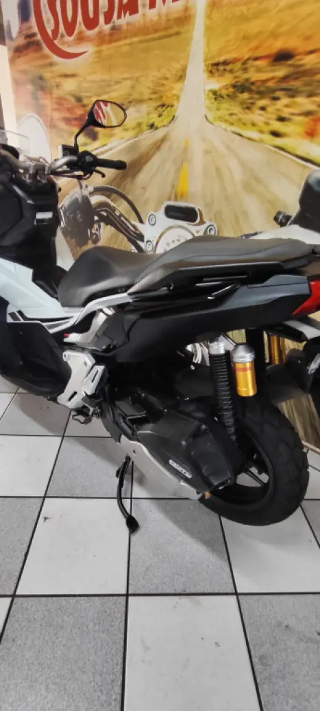 HONDA ADV 150 ABS, Foto 5