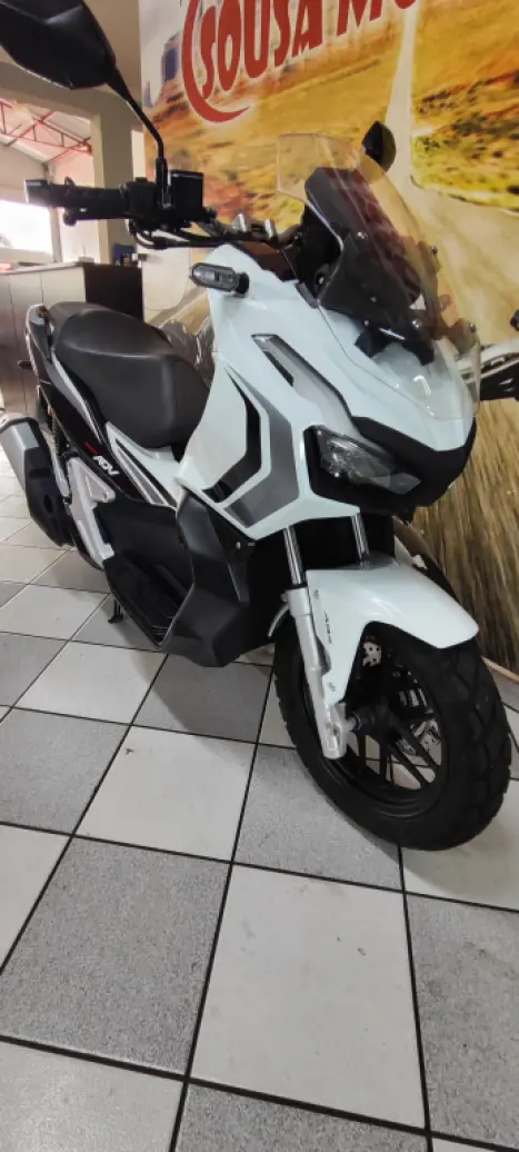 HONDA ADV 150 ABS, Foto 9