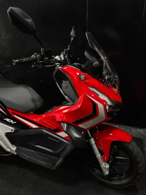 HONDA ADV 150 ABS, Foto 2