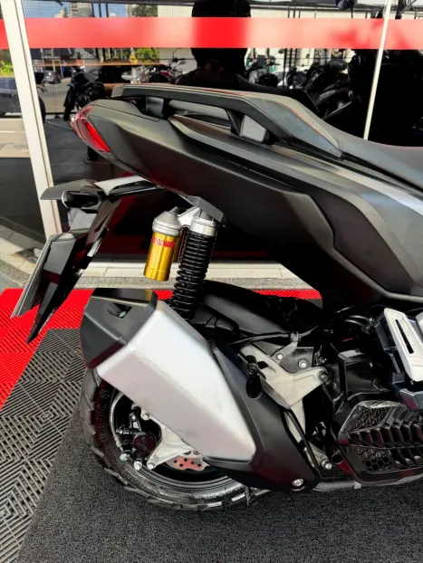 HONDA ADV 150 ABS, Foto 3