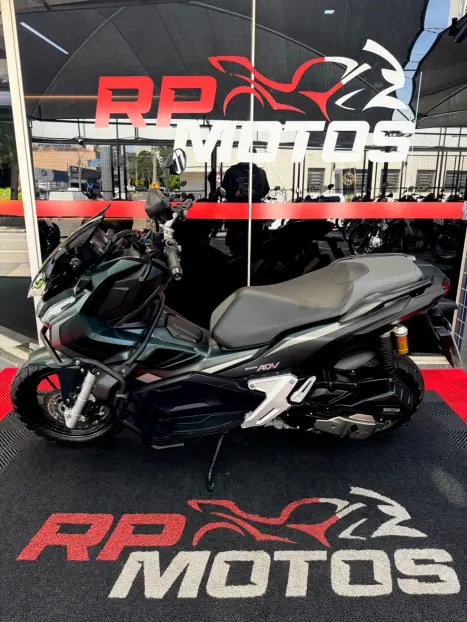 HONDA ADV 150 ABS, Foto 4