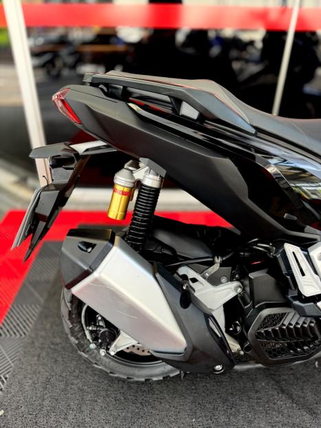 HONDA ADV 150 ABS, Foto 2