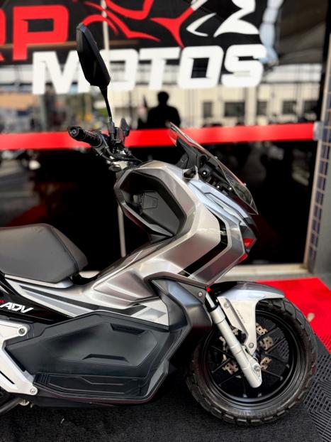 HONDA ADV 150 ABS, Foto 3