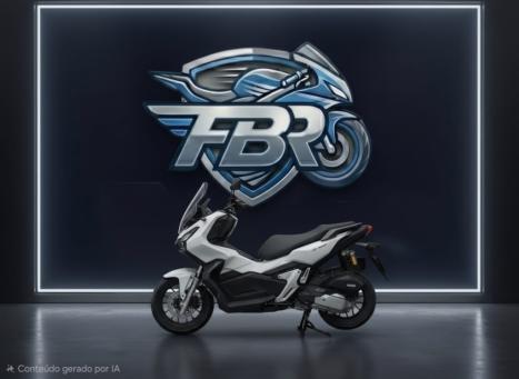 HONDA ADV 150 ABS, Foto 2