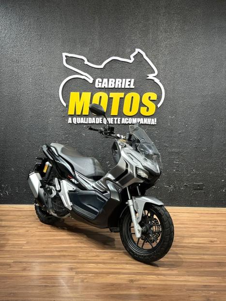 HONDA ADV 150 ABS, Foto 3