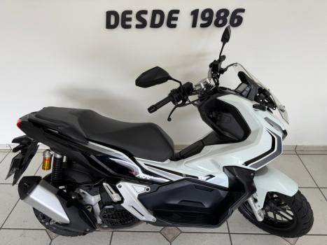 HONDA ADV 150 ABS, Foto 3
