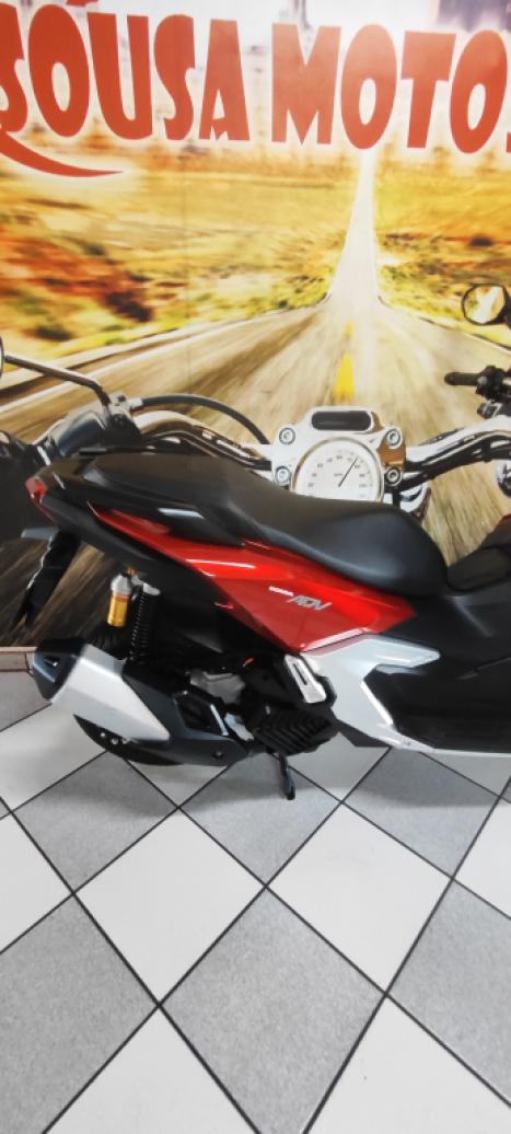 HONDA ADV 160 , Foto 3