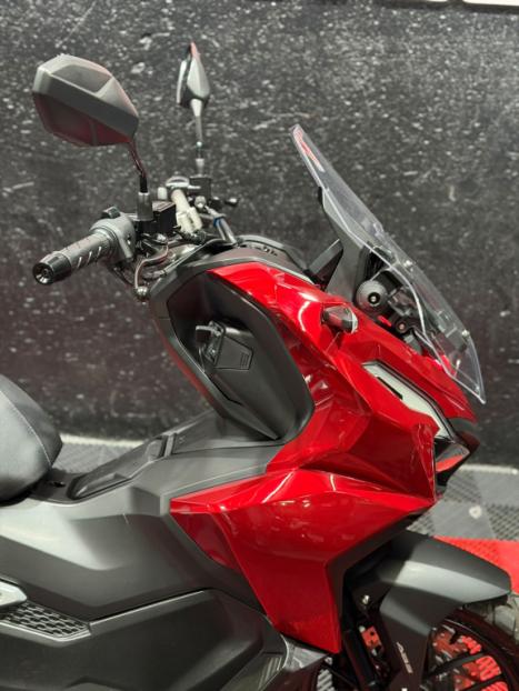 HONDA ADV 160 , Foto 4