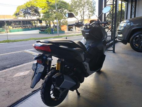 HONDA ADV 160 , Foto 3