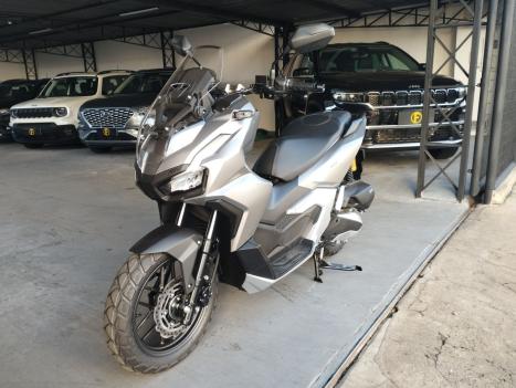 HONDA ADV 160 , Foto 8