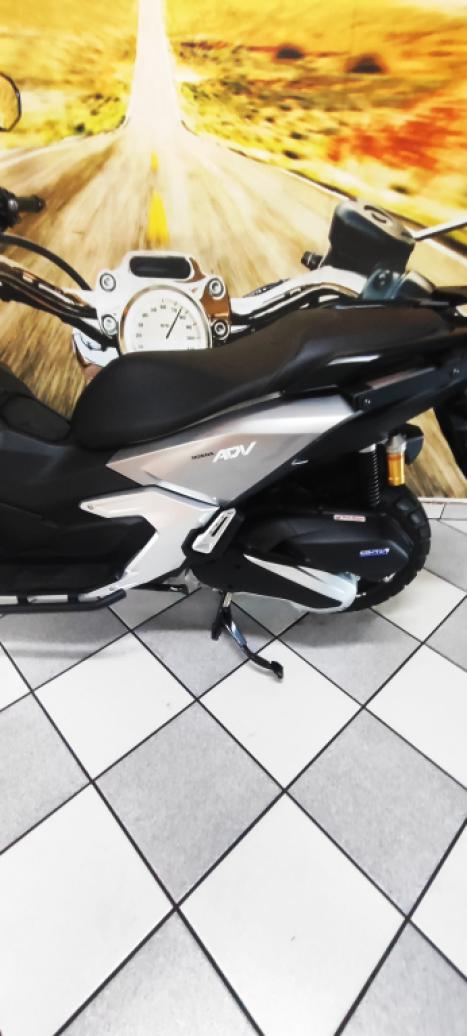 HONDA ADV 160 , Foto 4