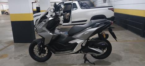 HONDA ADV 160 , Foto 2
